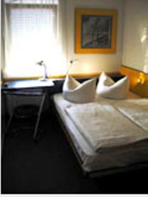 Motel Pelikan Dettelbach Exteriör bild