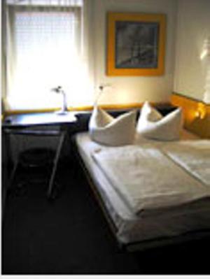 Motel Pelikan Dettelbach Exteriör bild